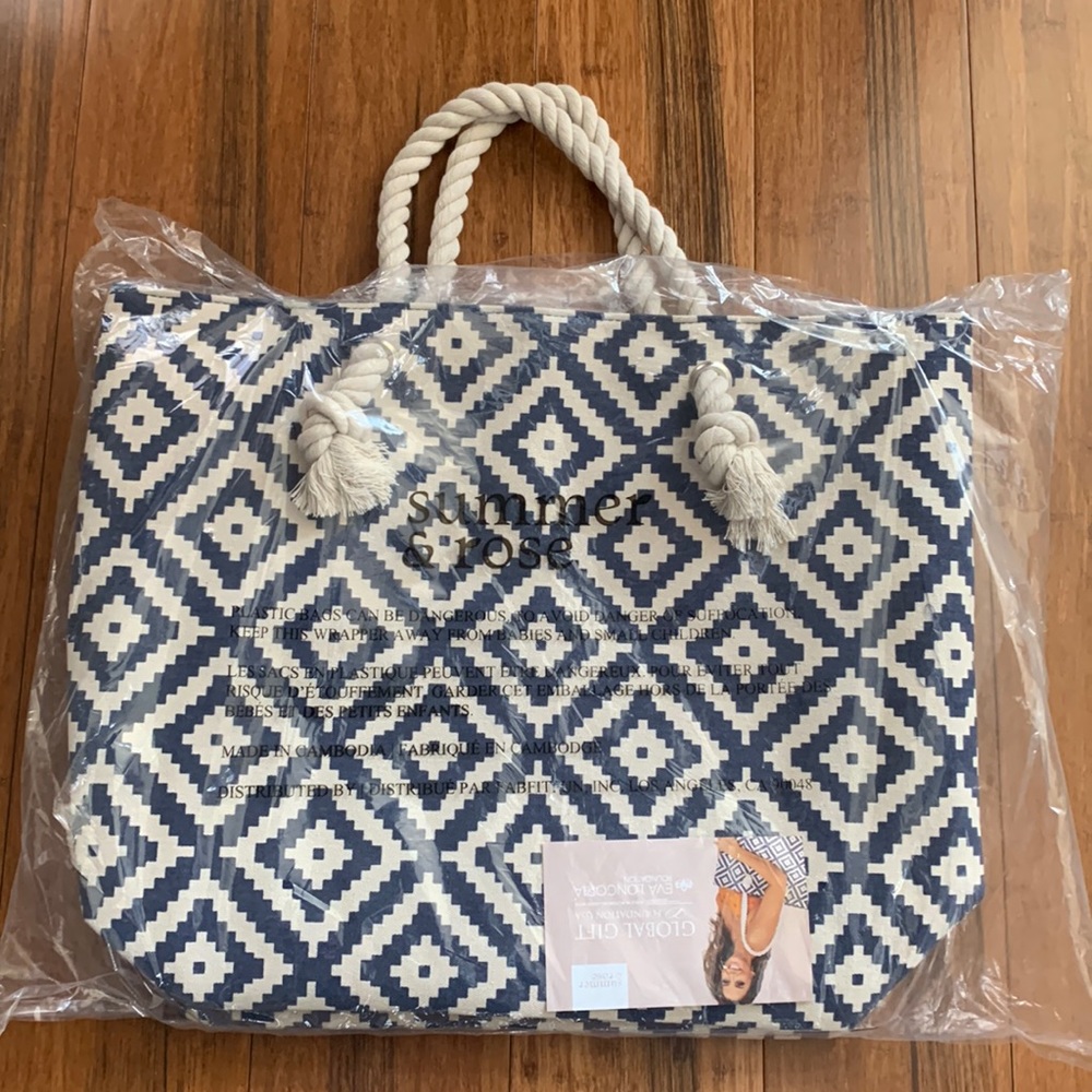 Summer and rose beach tote